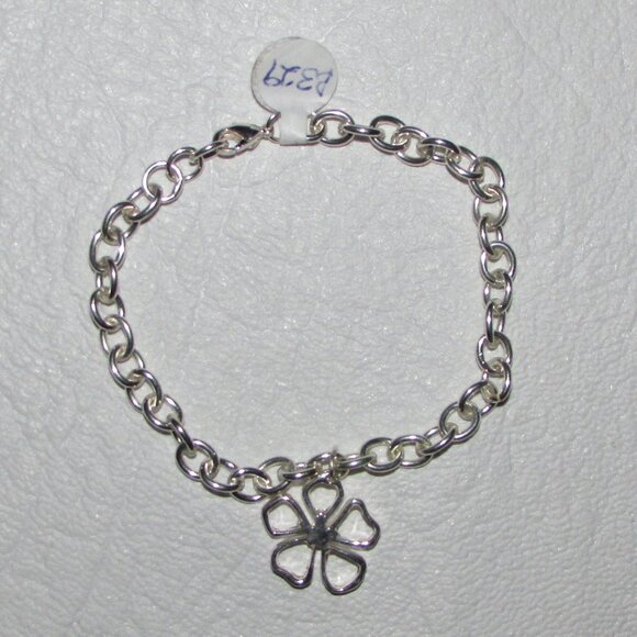 Silver Link Bracelet with Flower Charm - NEW - Picture 5 of 6